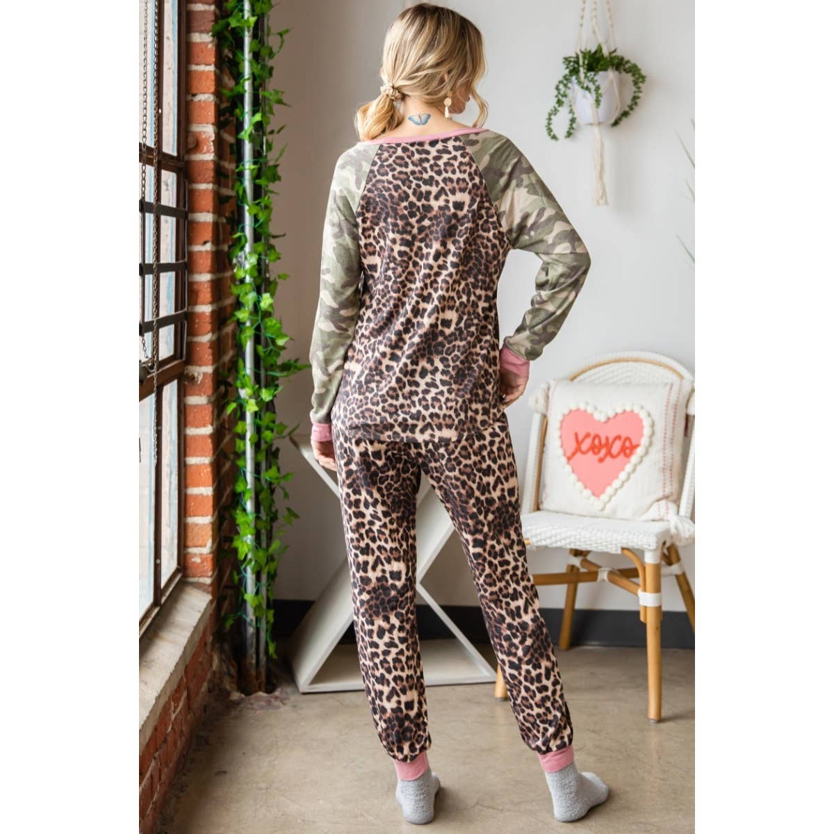 Camouflage Animal Mix Contrast Jogger Pants Set