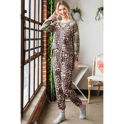 Camouflage Animal Mix Contrast Jogger Pants Set